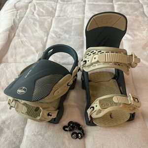 Arbor Acacia Snowboard Bindings 2023